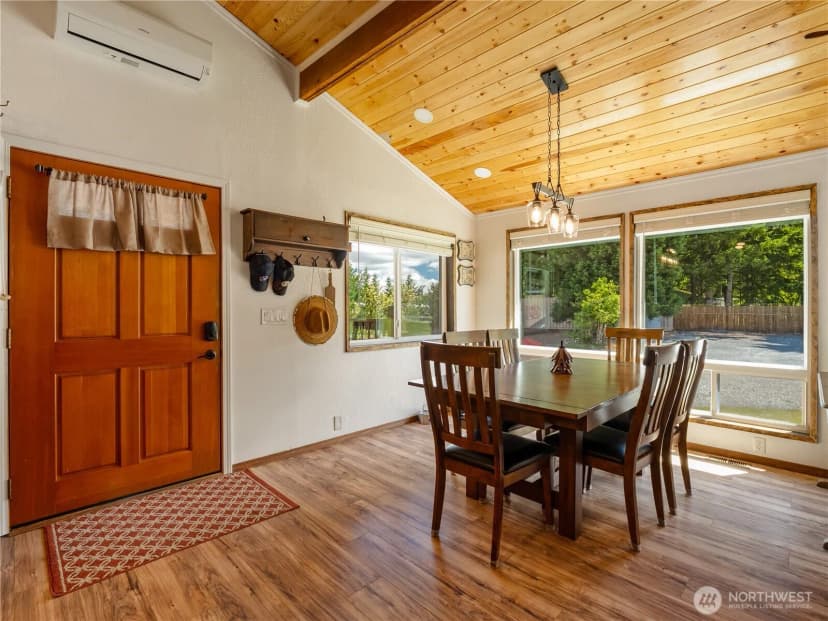 Property photo for 33620 45th Avenue Ct E, Eatonville photo 3