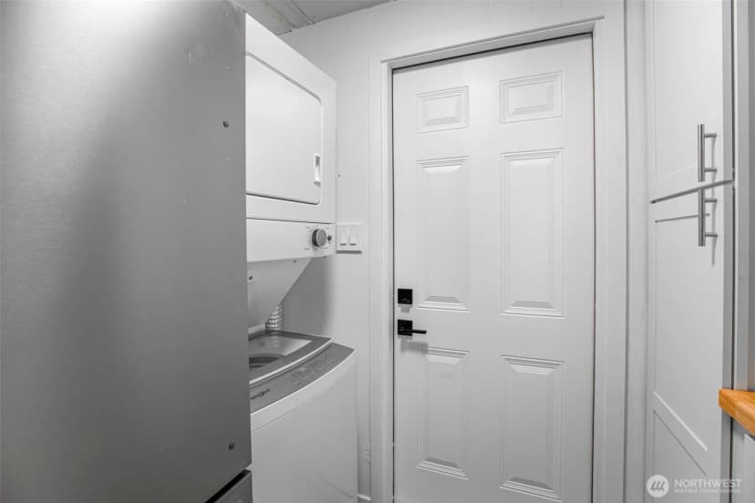 Property photo for 9512 315 Avenue Se #13, Issaquah photo 24