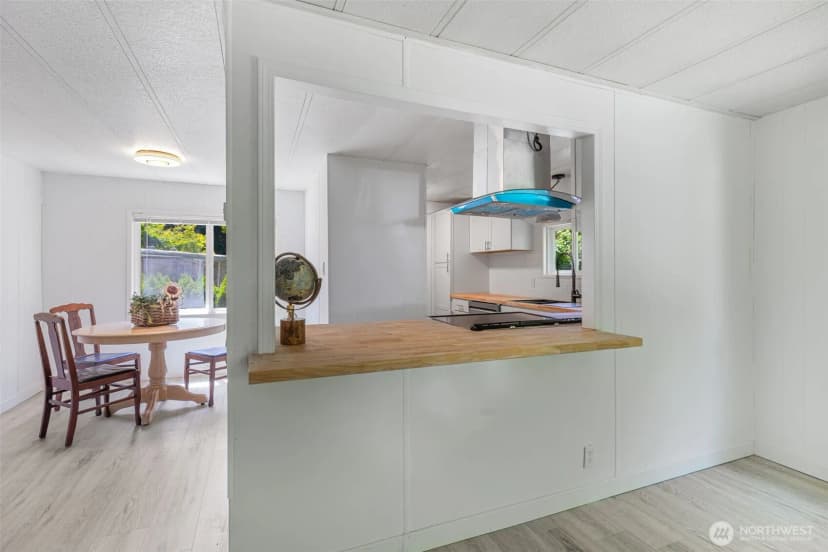 Property photo for 9512 315 Avenue Se #13, Issaquah photo 6