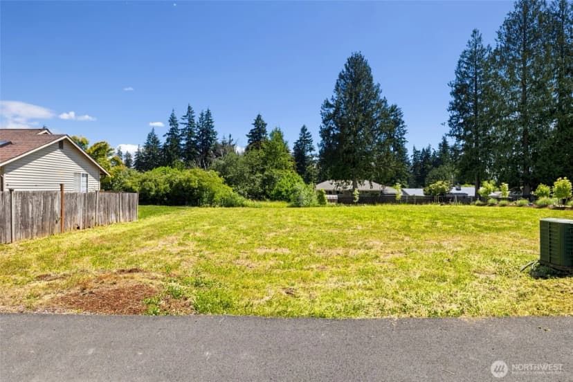 Property photo for 11 81st Street Sw, Everett