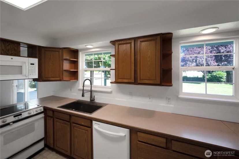 Property photo for 8947 Fruitdale Road, Sedro Woolley photo 8