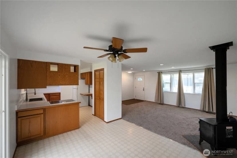 Property photo for 8947 Fruitdale Road, Sedro Woolley photo 3