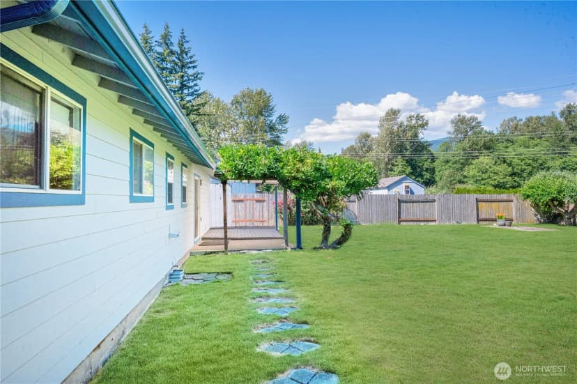 Property photo for 8947 Fruitdale Road, Sedro Woolley photo 31