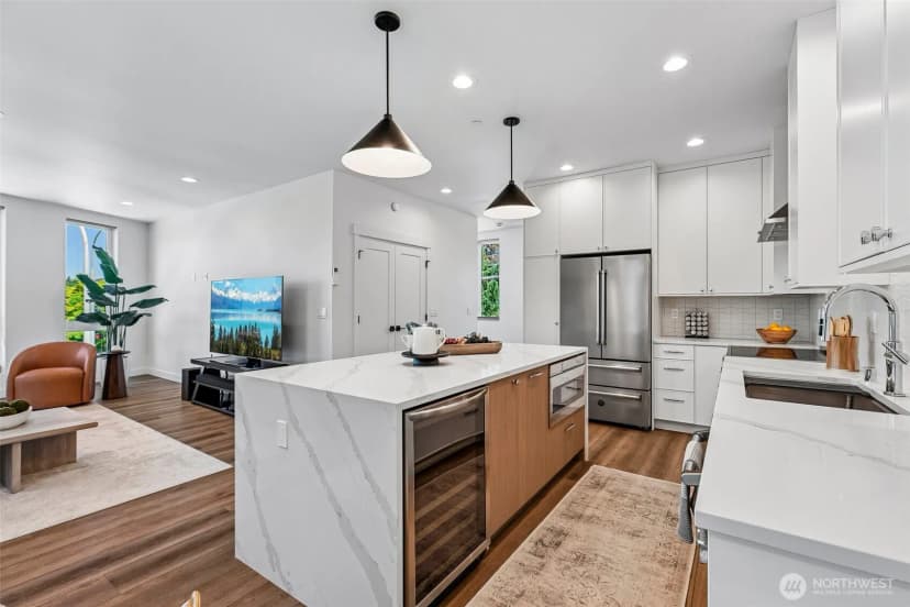 Property photo for 117 6th Street #e, Kirkland photo 10