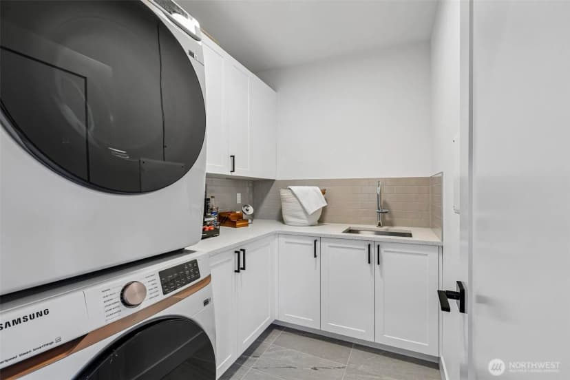Property photo for 117 6th Street #e, Kirkland photo 18