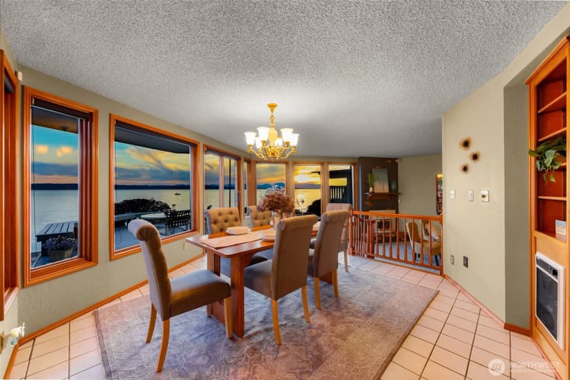 Property photo for 13029 Standring Lane Sw, Burien photo 9