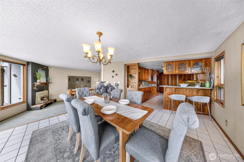 Property photo for 13029 Standring Lane Sw, Burien photo 10