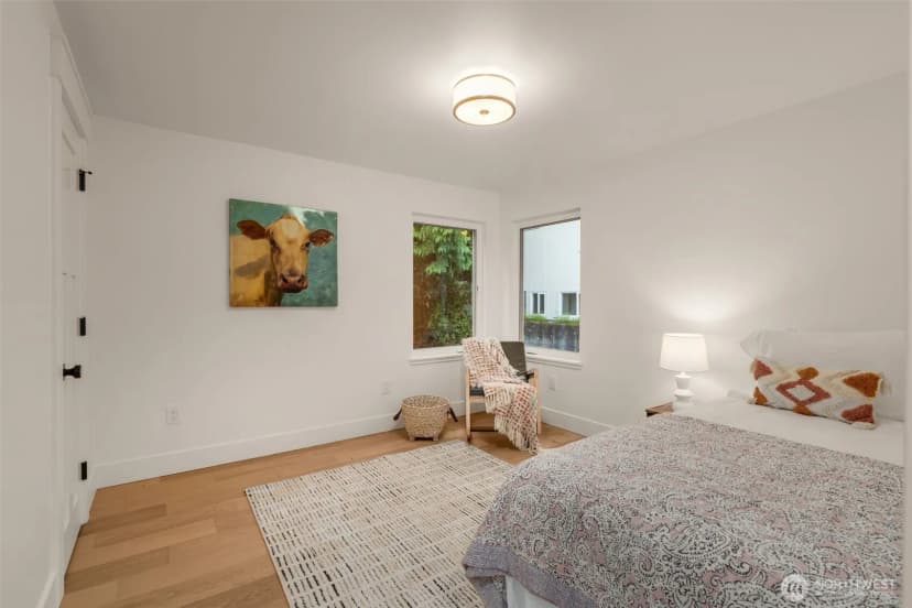 Property photo for 3613 40th Avenue W, Seattle photo 18