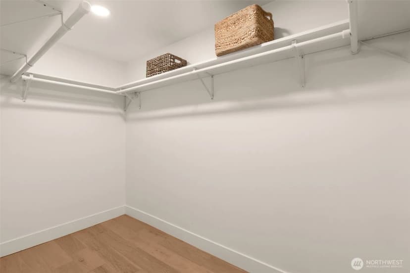 Property photo for 3613 40th Avenue W, Seattle photo 22