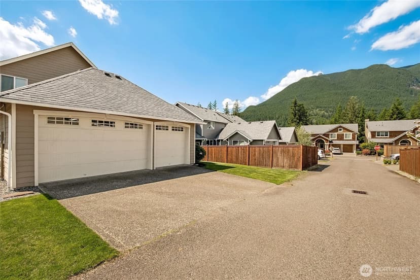 Property photo for 1670 Eagles Nest Place Se, North Bend photo 32