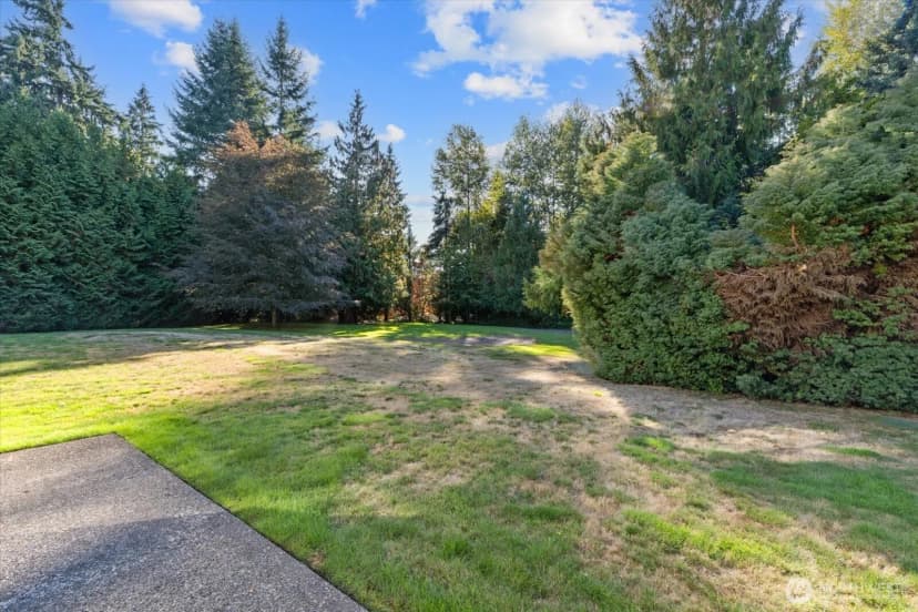 Property photo for 14239 229th Avenue Ne, Woodinville photo 35