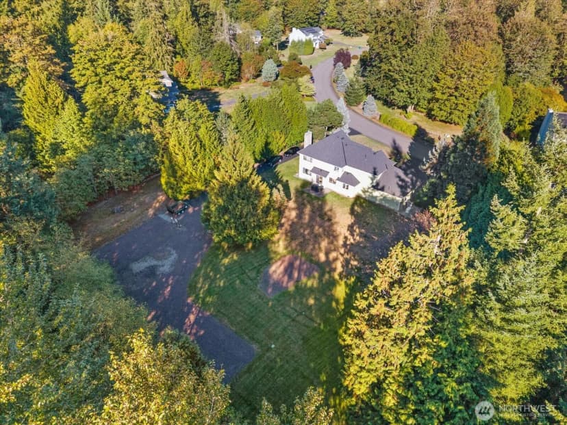 Property photo for 14239 229th Avenue Ne, Woodinville photo 31