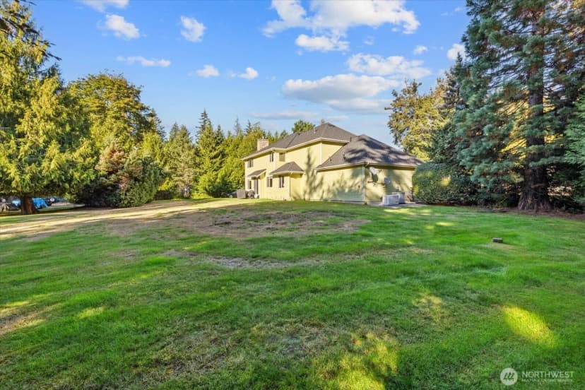 Property photo for 14239 229th Avenue Ne, Woodinville photo 34