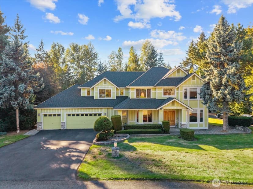 Property photo for 14239 229th Avenue Ne, Woodinville