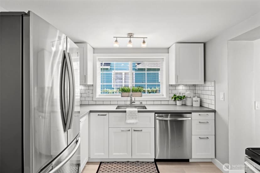 Property photo for 523 Williams Avenue S, Renton photo 7