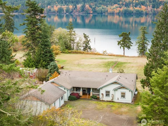 Property photo for 623 E Sequim Bay Road, Sequim photo 2