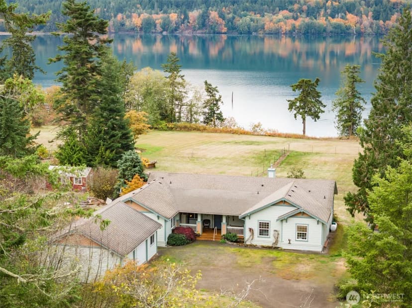 Property photo for 623 E Sequim Bay Road, Sequim photo 2
