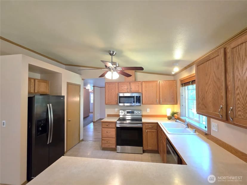 Property photo for 51 Se Cabana Avenue, Shelton photo 8