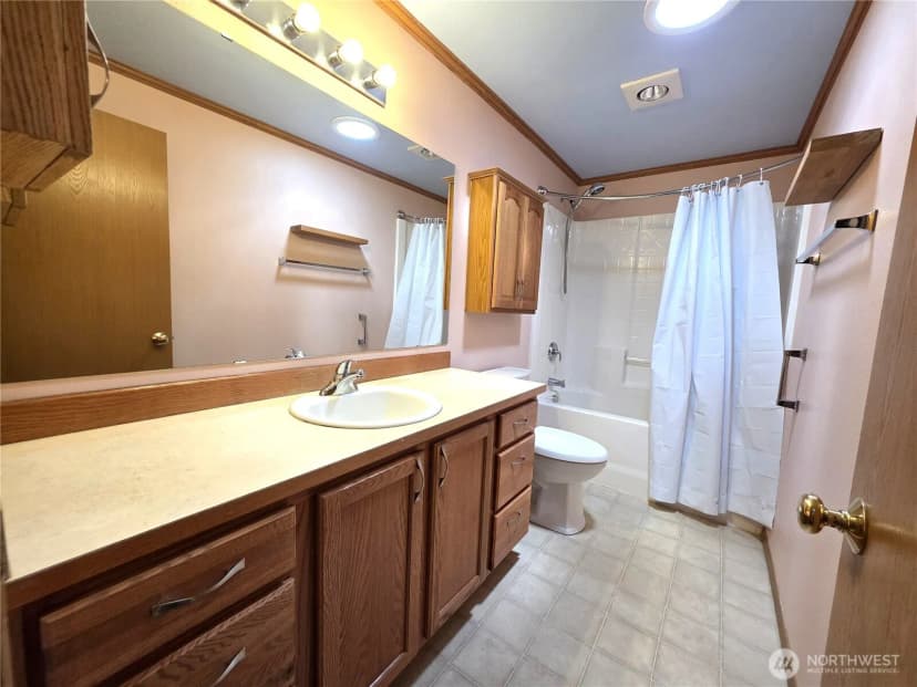 Property photo for 51 Se Cabana Avenue, Shelton photo 18