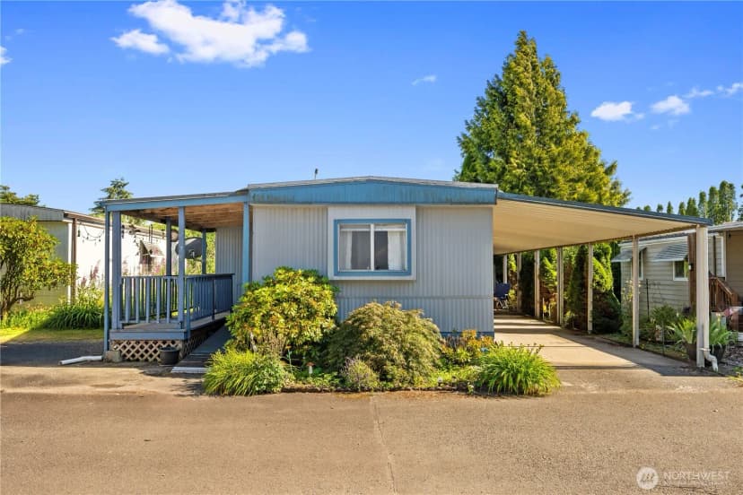Property photo for 16600 25th Avenue Ne, Marysville photo 2