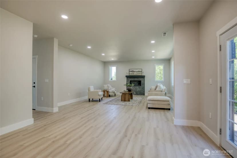 Property photo for 1408 Grays Point Lane, Aberdeen photo 15