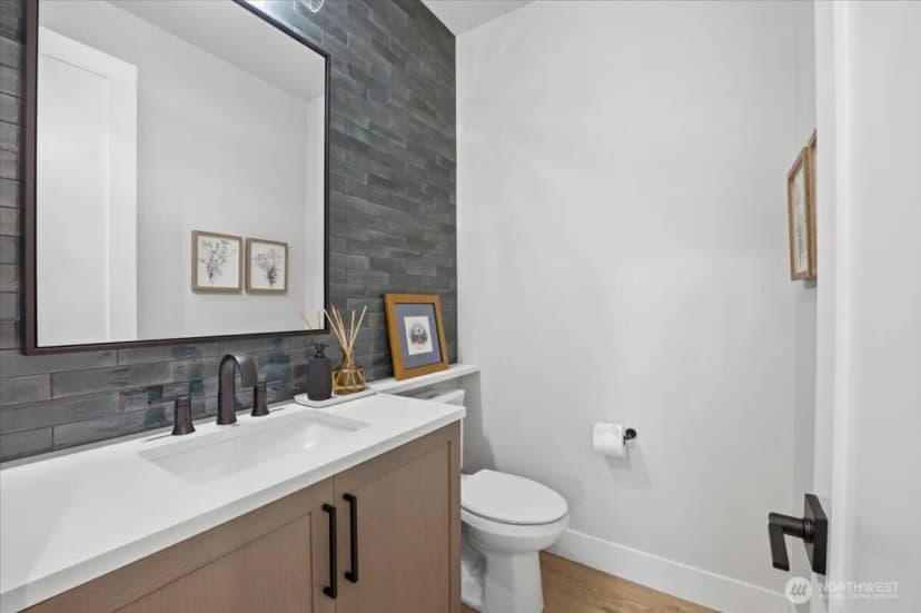 Property photo for 20580 Sinnes Road, Mount Vernon photo 23