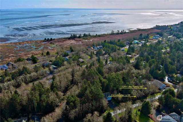 Property photo for 308 Lake View Loop Ne, Ocean Shores photo 3