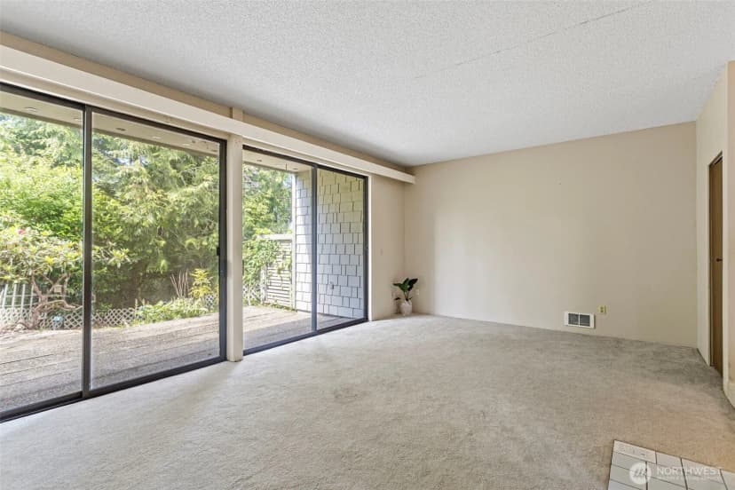 Property photo for 22703 Lakeview Drive #e1, Mountlake Terrace photo 11