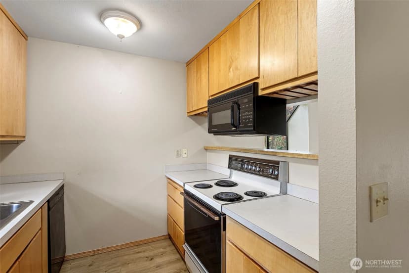 Property photo for 22703 Lakeview Drive #e1, Mountlake Terrace photo 6