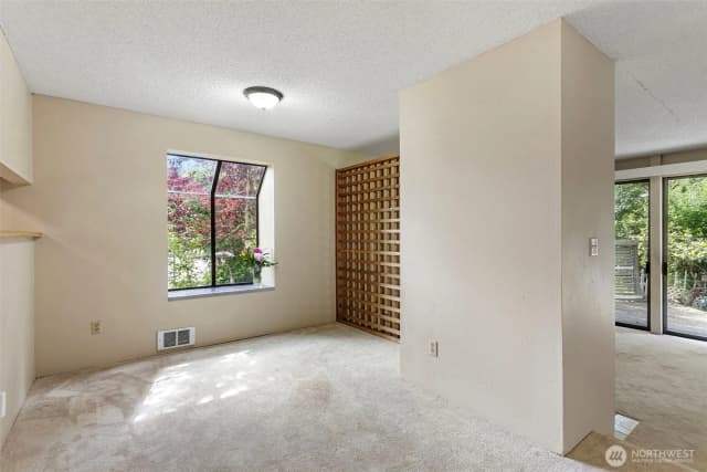 Property photo for 22703 Lakeview Drive #e1, Mountlake Terrace photo 4