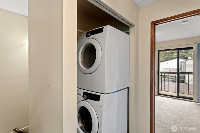 Property photo for 22703 Lakeview Drive #e1, Mountlake Terrace photo 19