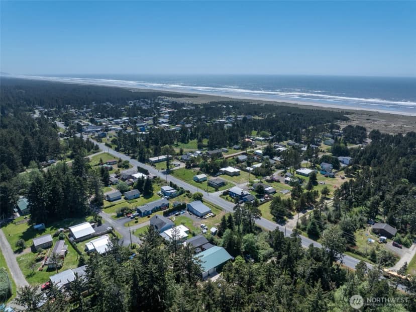 Property photo for 1700 203rd Lane, Ocean Park photo 32