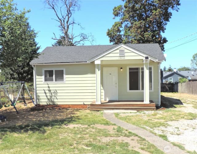 Property photo for 10233 10th Avenue Sw, Seattle
