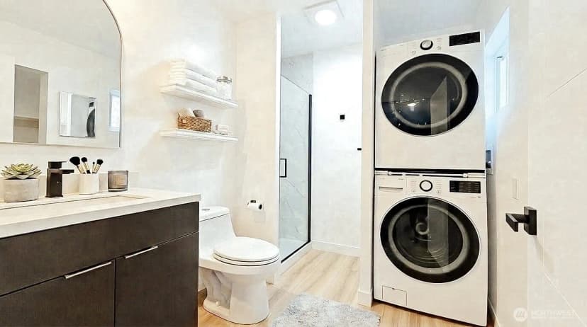 Property photo for 131 S 106th, Seattle photo 10