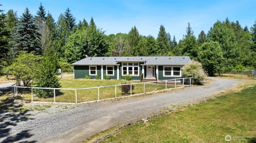 Property photo for 520 140th Avenue Sw, Tenino