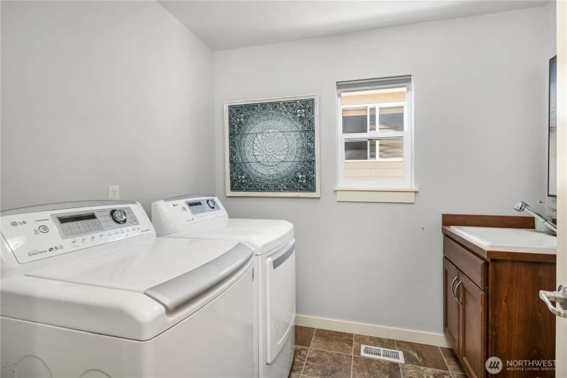 Property photo for 24816 Se 17th Place, Sammamish photo 30