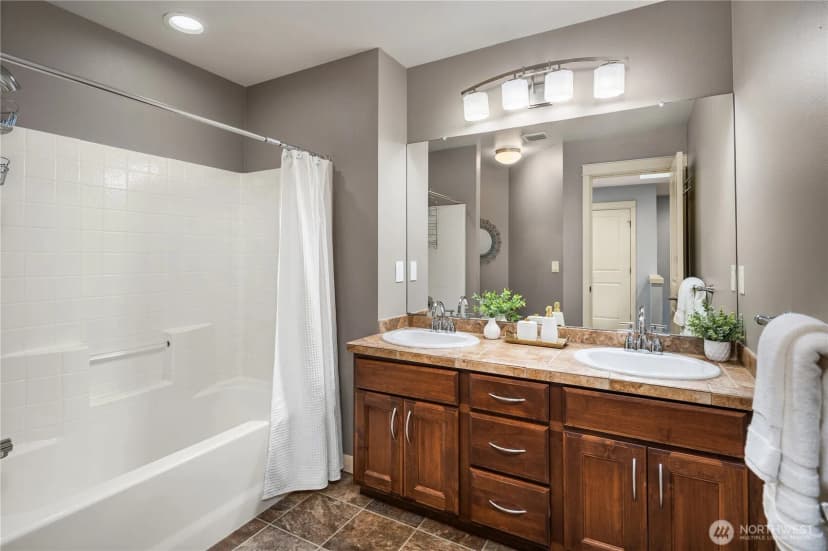 Property photo for 24816 Se 17th Place, Sammamish photo 26