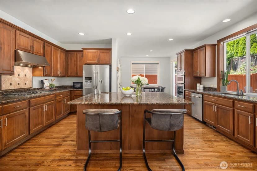 Property photo for 24816 Se 17th Place, Sammamish photo 11