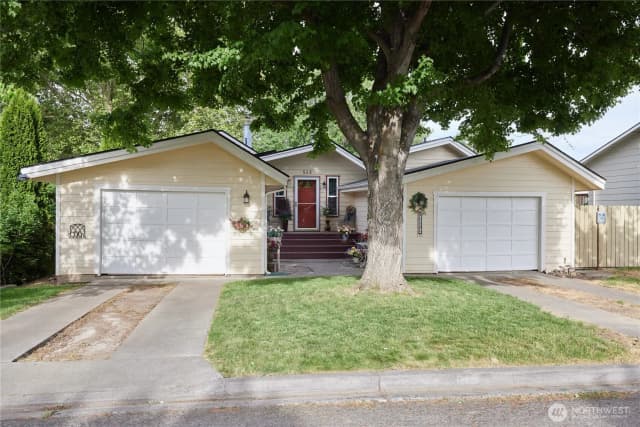Property photo for 513 Se Highland Park Drive, College Place