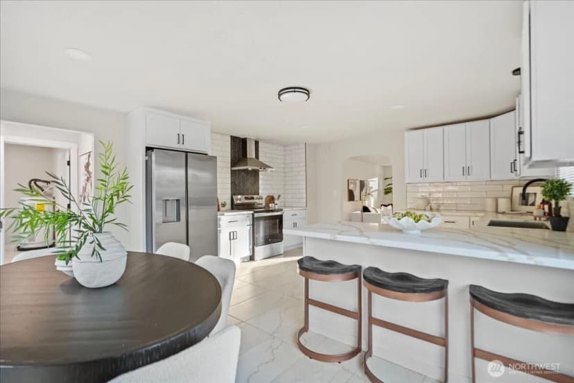 Property photo for 14722 Kapowsin Highway E, Graham photo 15