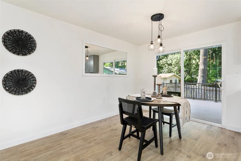 Property photo for 6046 Ne 204th Street, Kenmore photo 6