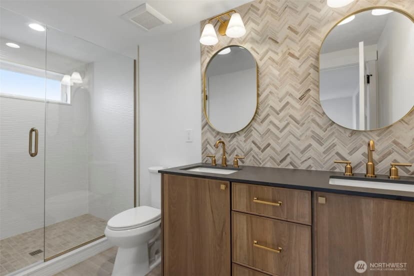 Property photo for 119 Nw 112th Street, Seattle photo 17