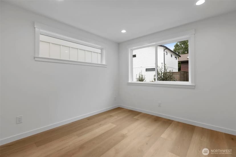 Property photo for 119 Nw 112th Street, Seattle photo 22