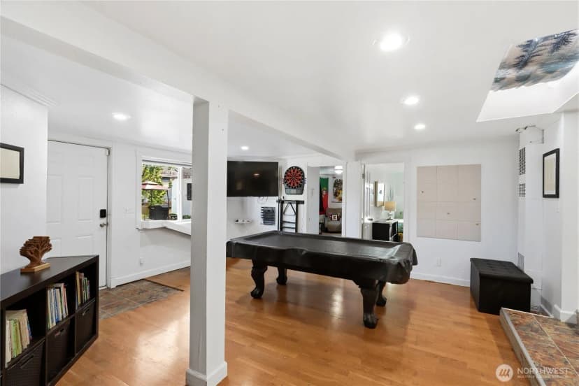 Property photo for 8406 Paine Street Sw, Lakewood photo 14