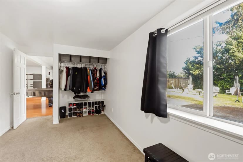 Property photo for 8406 Paine Street Sw, Lakewood photo 19
