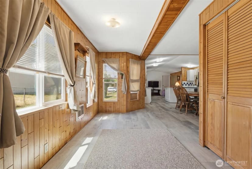 Property photo for 8516 Pepperidge Lane Se, Yelm photo 3