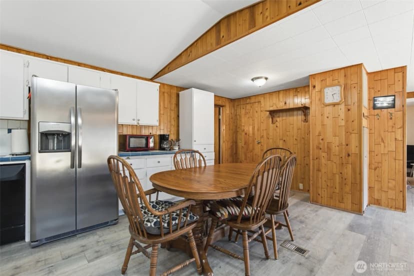 Property photo for 8516 Pepperidge Lane Se, Yelm photo 12