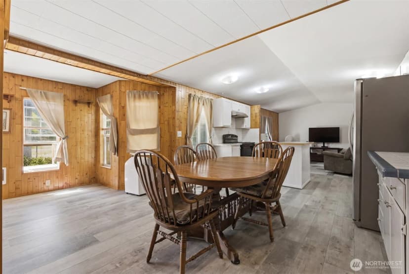 Property photo for 8516 Pepperidge Lane Se, Yelm photo 7