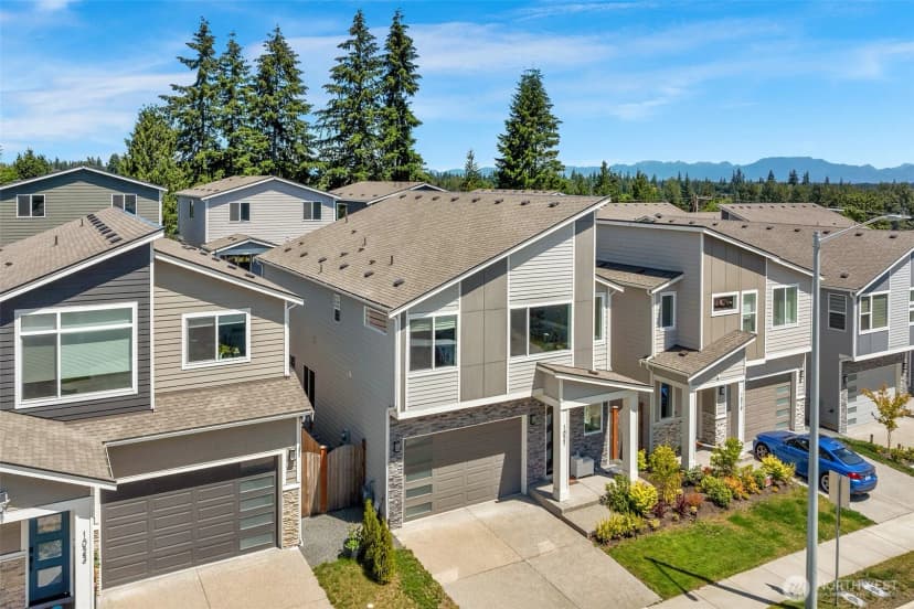 Property photo for 1021 169th Place Sw, Lynnwood photo 32