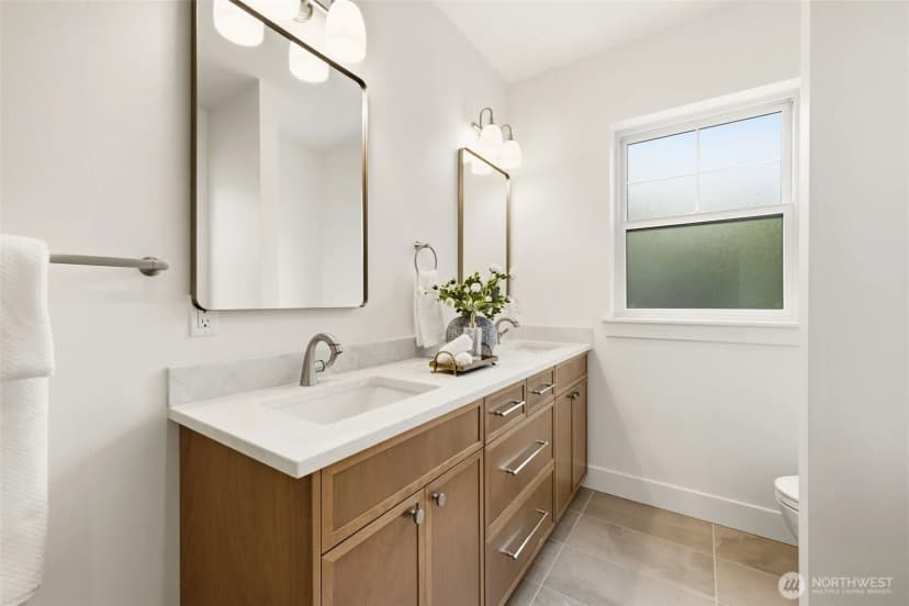 Property photo for 315 Se Andrews Street, Issaquah photo 16